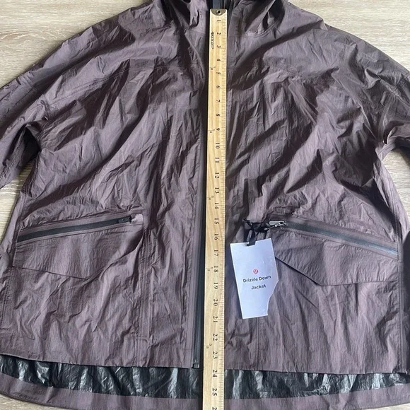 Lululemon Drizzle Down Jacket Women's Purple Brown 12 Vent Discontinued NWT